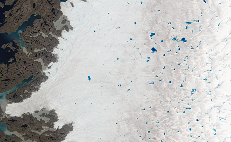 NASA Earth Observatory images by Jesse Allen, using Landsat data from the U.S. Geological Survey.